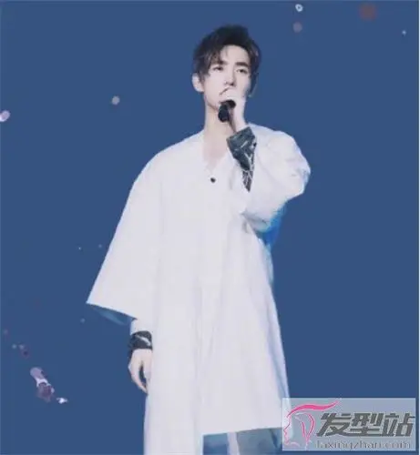 杨洋最新发型绝了剪平头寸头超man的