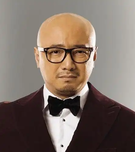 陈赫问: 为何光头还化妆那么久? 徐峥神回复真是笑死人不偿命啊!