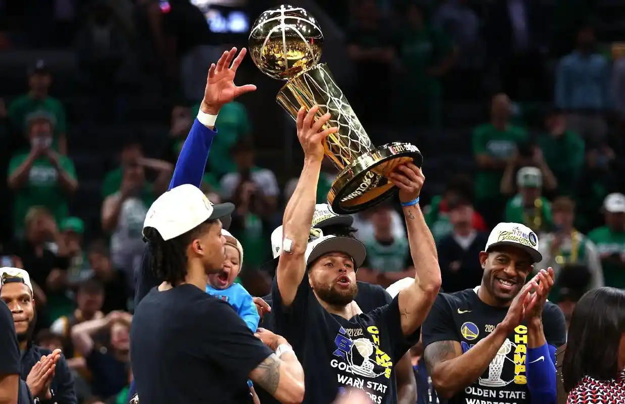 金州勇士队-斯蒂芬库里.库里 球员版 au球衣 勇士 75周 - 抖音