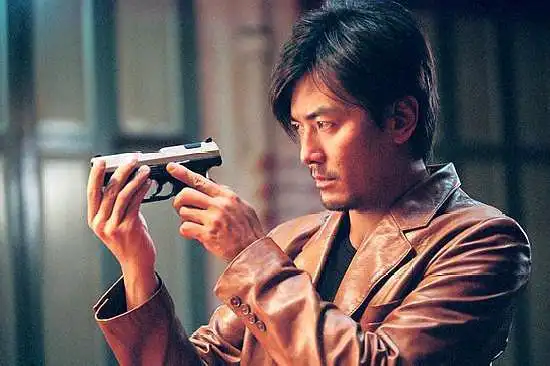 看过《天行者》才知道郑伊健作为老大,想做好人实属太难!