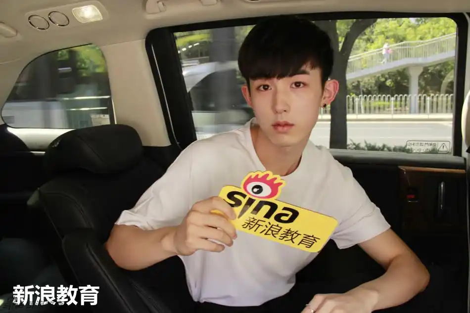 国民弟弟郭俊辰直播北影开学首谈艺考诀窍图