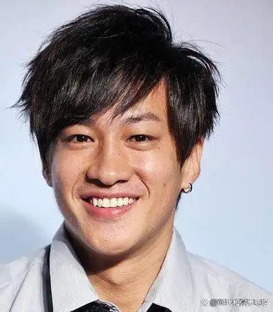 何润东我曾爱慕孙俪后来结婚身材发福妻子是我们熟悉的她