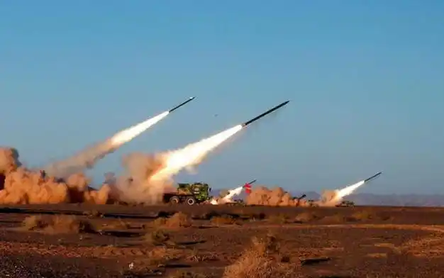 中国神鹰400火箭炮亮相,采用垂直发射,能够痛击一切来犯之敌|导弹