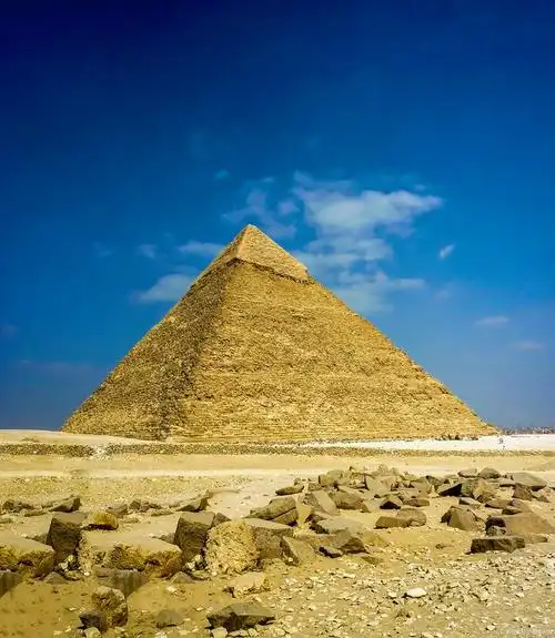 埃及胡夫金字塔简介