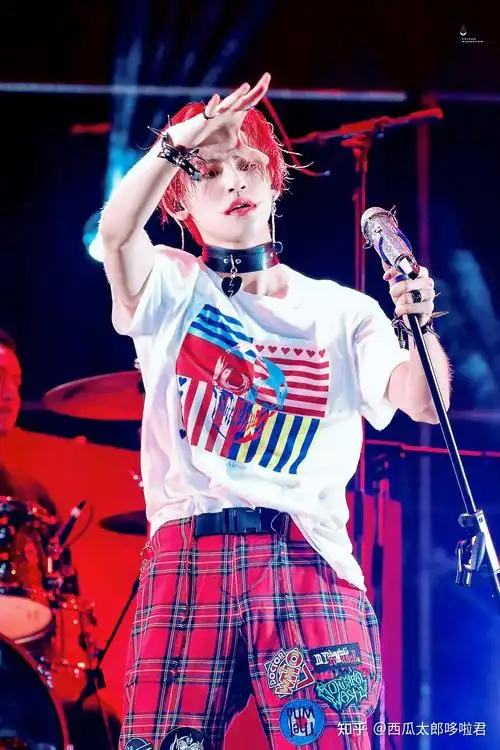 求 大家有没有小鬼这个小丑造型的照片! - 知乎