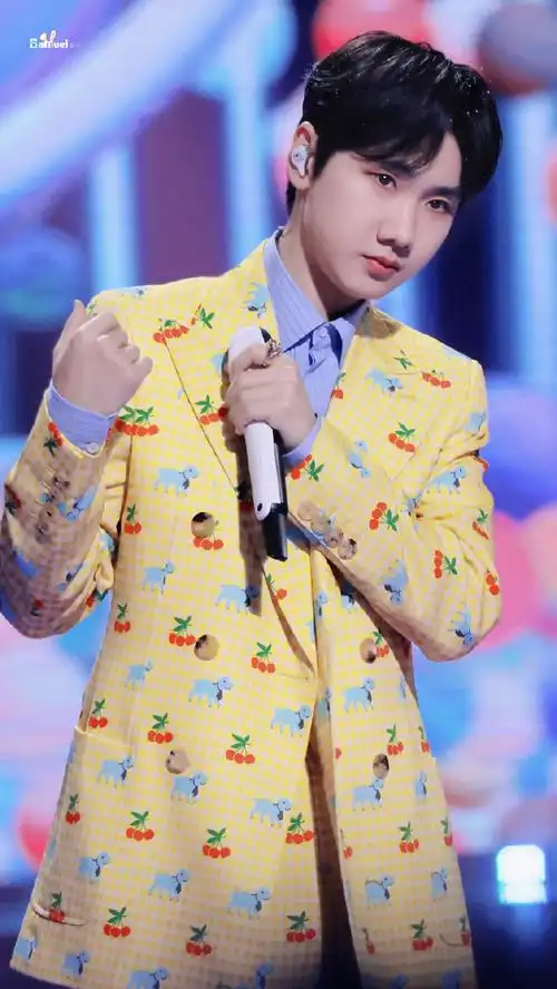 汪苏泷新专辑21世纪罗曼史