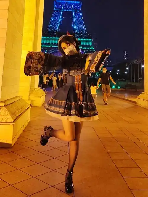 万圣节cos小僵尸