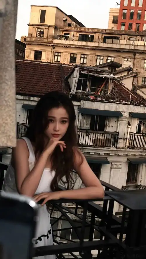 九宫格根本不够给我放#虞书欣# #壁纸# #背景图