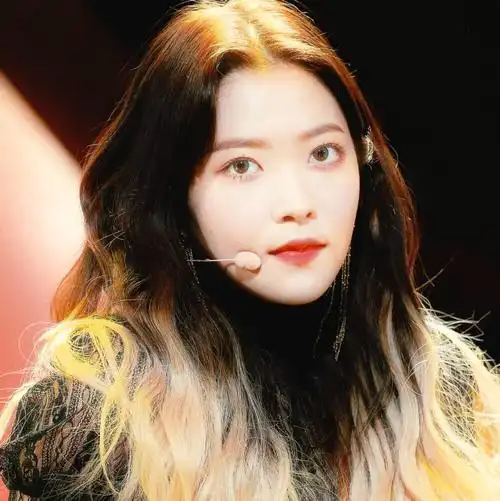 金艺琳头像redvelvetyeri