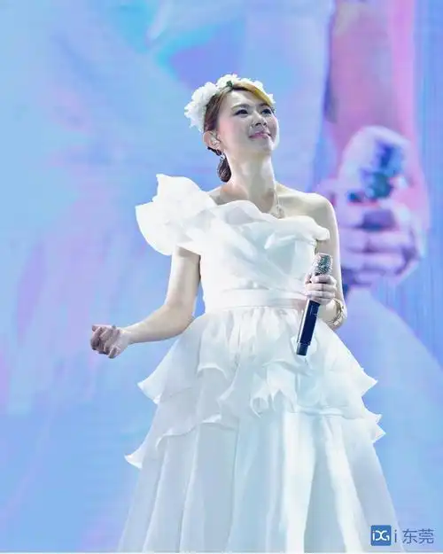 卓依婷东莞亮嗓,"依然记得"个人演唱会成功举行