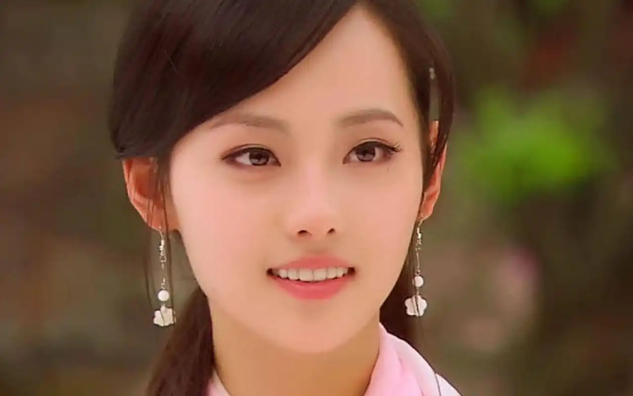 张嘉倪《天师钟馗》古装剧照桌面壁纸