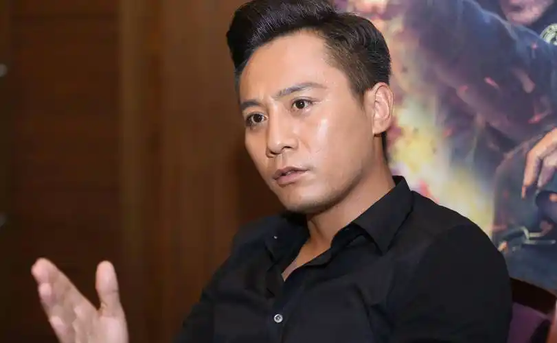 与刘烨相恋多年无果,转嫁小5岁老公,39岁生双胞胎被宠成公主_谢娜