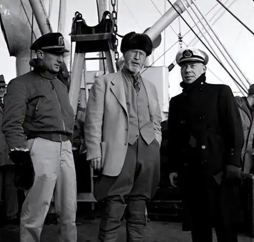 当观众瞎?来,让8位女星告诉你,啥叫真正的"安能辨我是雌雄"