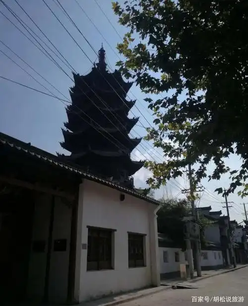 似无人问津的泗泾古镇老街