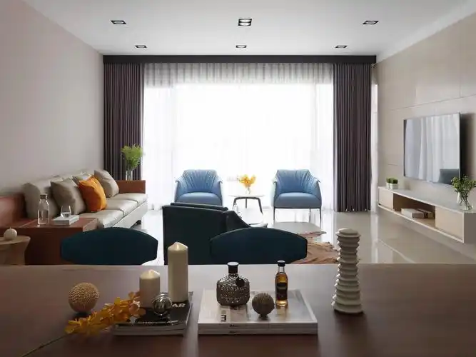 石滩第一城现代简约105平米三室两厅装修案例