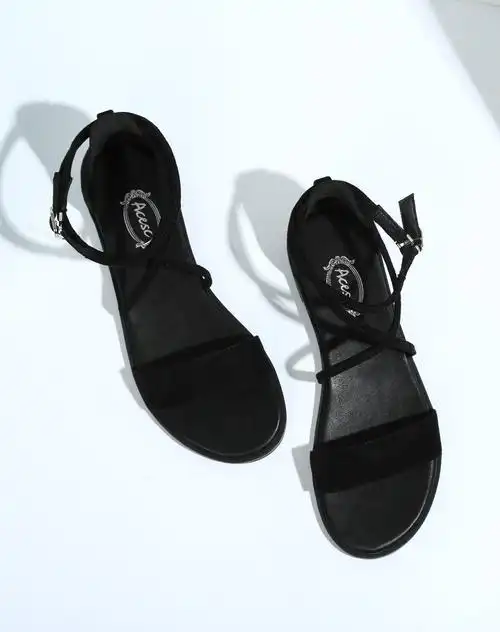 2017年新款简约风轻便平底绑带凉鞋黑色