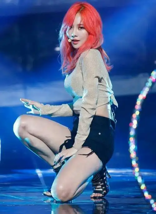 以团之名最圈粉的是王霏霏自己发展更吸睛