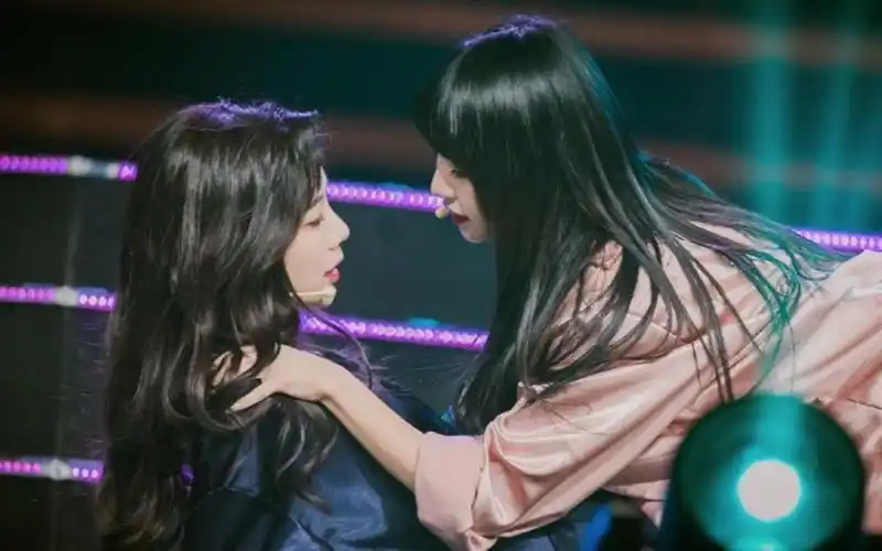 橘里橘气ppl长发姐姐跳夜蝶涩气满满