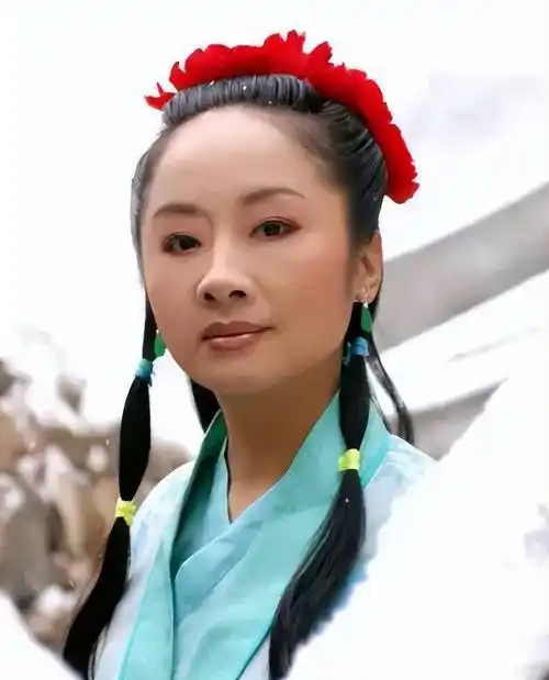 演员唐静:曾深爱过王新军,分手后东山再起,儿子是精神支柱_父母_空政