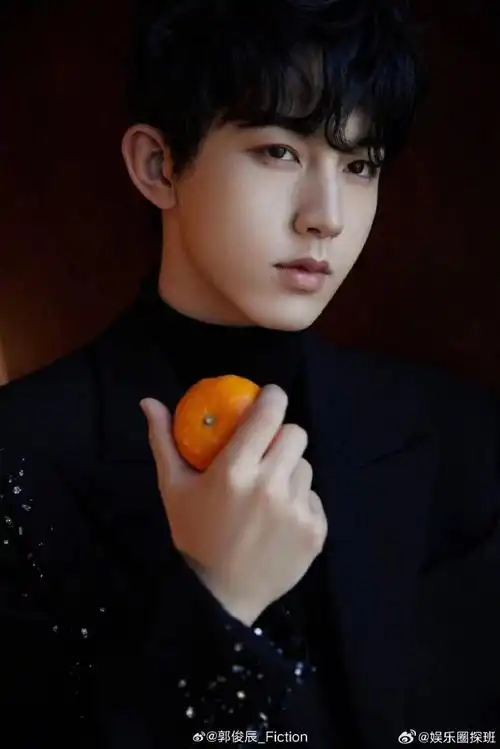 郭俊辰卷毛好可爱##郭俊辰眼神氛围感