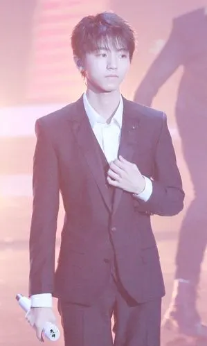 王俊凯# #tfboys王俊凯# #tfboys# cr accompanykarry-王俊凯凯碚站