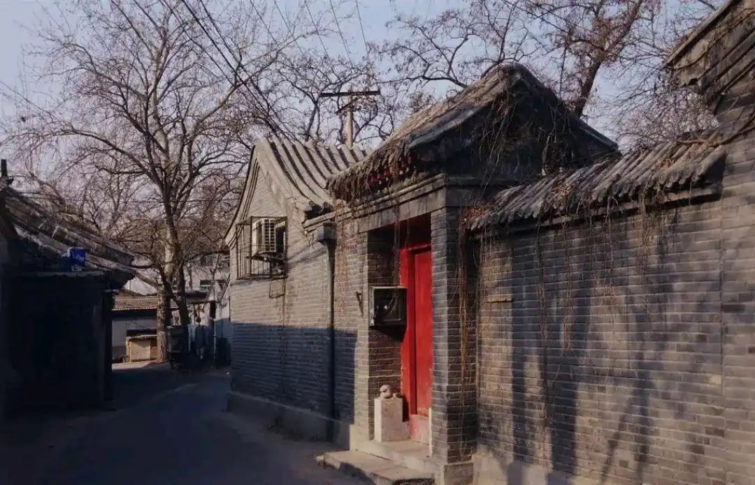 老北京人身价千万,住1平米十几万到几十万的房子,却没有优越感?