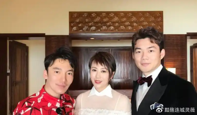 马丽晒出美食照片称呼小11岁老公为俊仔网友这刀工不输大厨