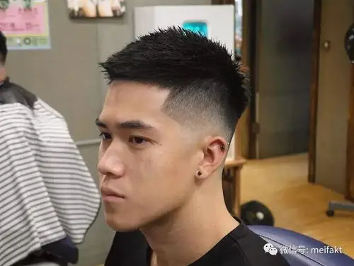 男生发型这样剪撩妹自然就简单