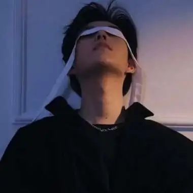 风格霸气酷拽的男生头像