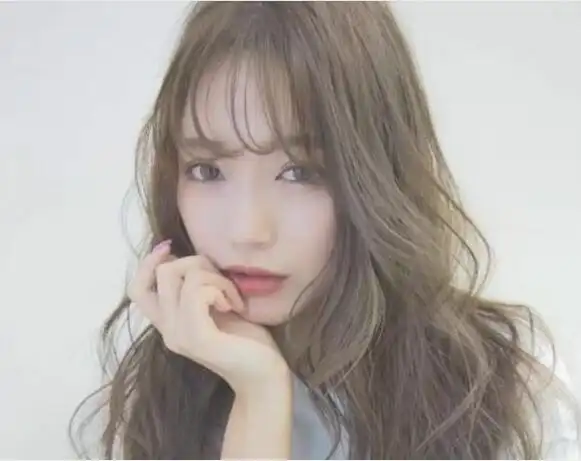 女生中长发大波浪卷发图片_卷发_女生发型大全