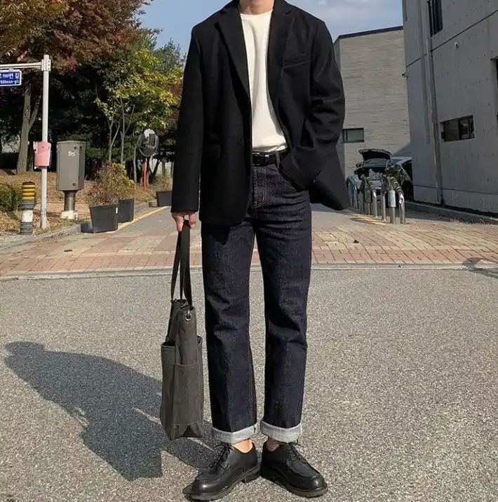 男生怎么穿显得更帅气?穿好基本款,造型就很受欢迎