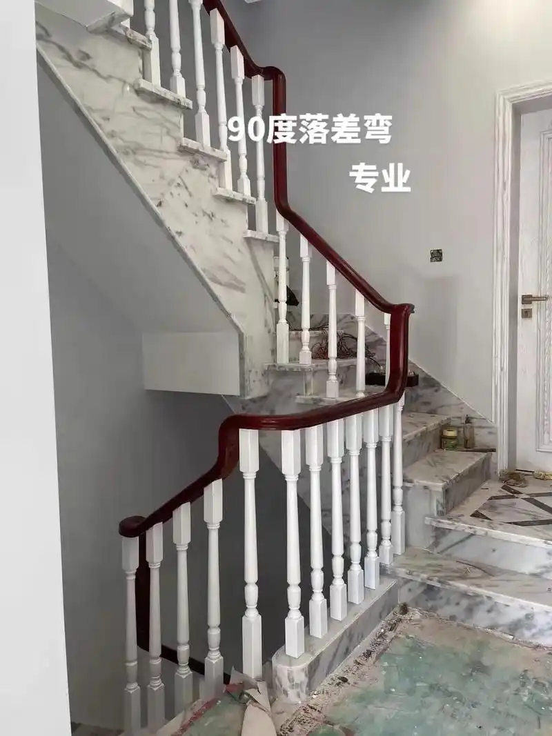 实木楼梯扶手弯头#楼梯厂家 #实木楼梯扶手 楼梯转角设计定做 - 抖音