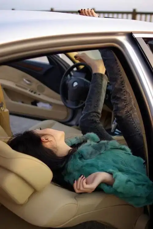 【 在车里整出事了~~宁愿躺在宝马里哭~~ 】 出事系列之【 二】