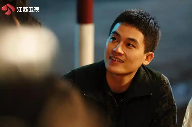 大象专访丨风吹半夏钢三角感人欧豪我相信生活中也有这样的友谊