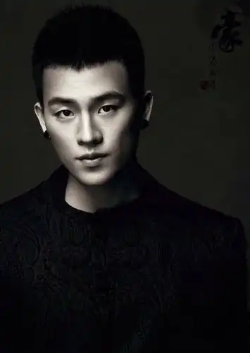 欧豪被叶挺嫡孙批太娘不配演叶挺,女友马思纯霸气回护