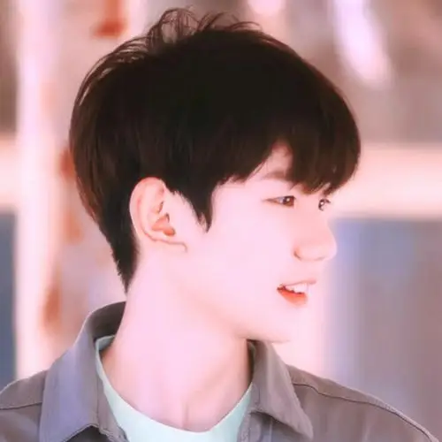 王俊凯头像 王源头像 易烊千玺头像