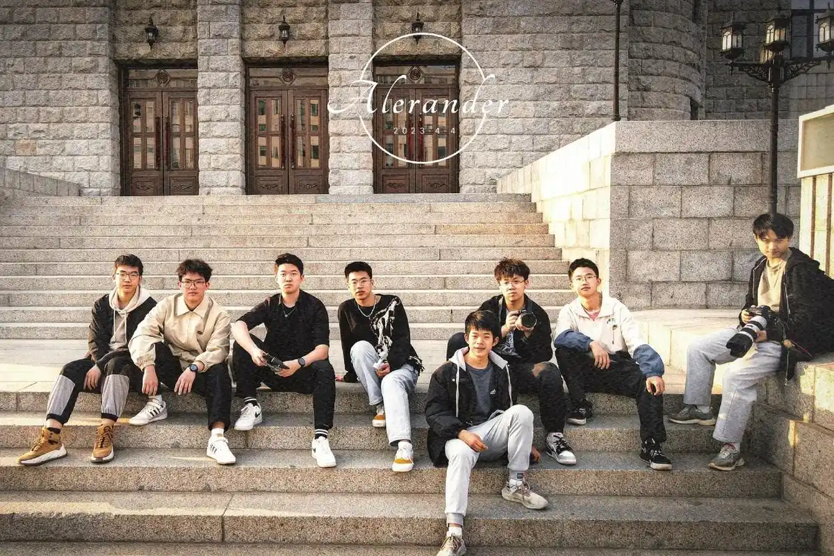 《创新团队部门合照》出场顺序:影视部,音频部,策划部,编辑部 - 抖音