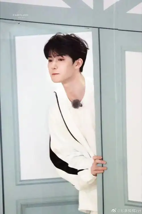 可爱宝宝@theo-朱正廷