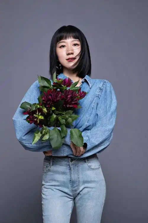 谢春花2020演唱会官宣!让我们以歌为伴 一起"肆意生长"