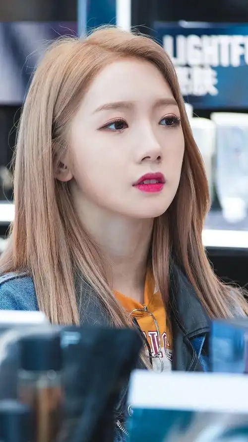 创造101的成员歌手孟美岐