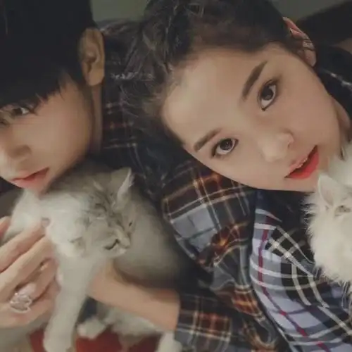 情侣头像可爱欧阳娜娜