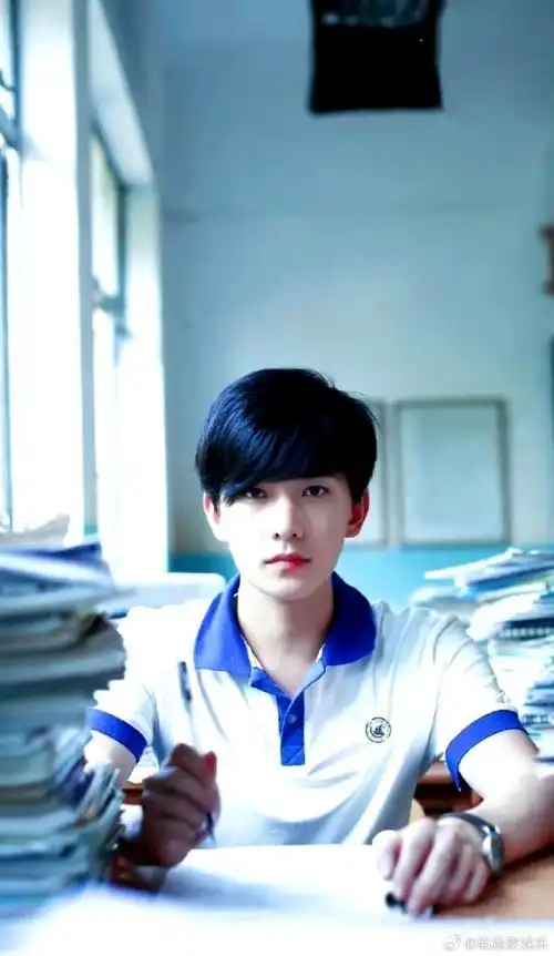 杨洋校服半永久##杨洋校服适配度