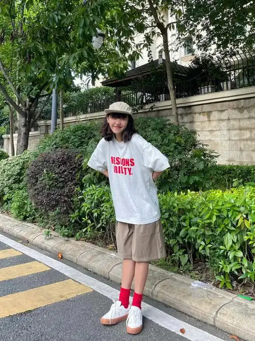 158小个子日系女生夏天带点红活力感十足