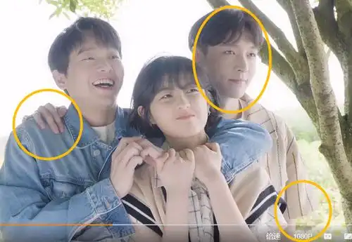 蘑菇屋海报花絮,彭彭张子枫勾肩,张艺兴的手势尽显真实修养