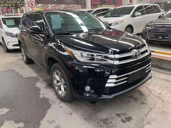 临沂2021年5月丰田汉兰达2021款20t四驱精英版7座黑色手自一体