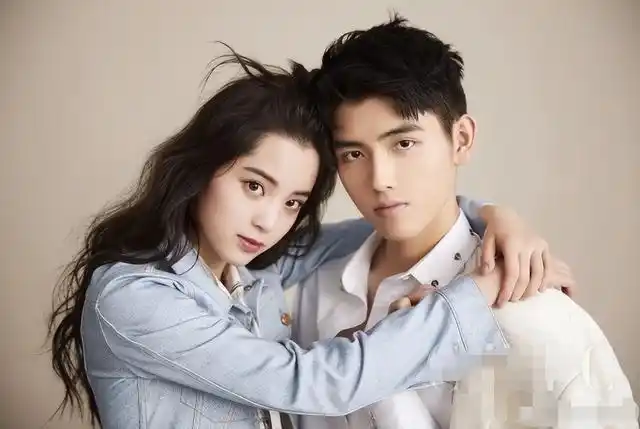 "是亦琳吖"还疯狂磕两人的cp,满心希望欧阳娜娜能当陈飞宇的女朋友