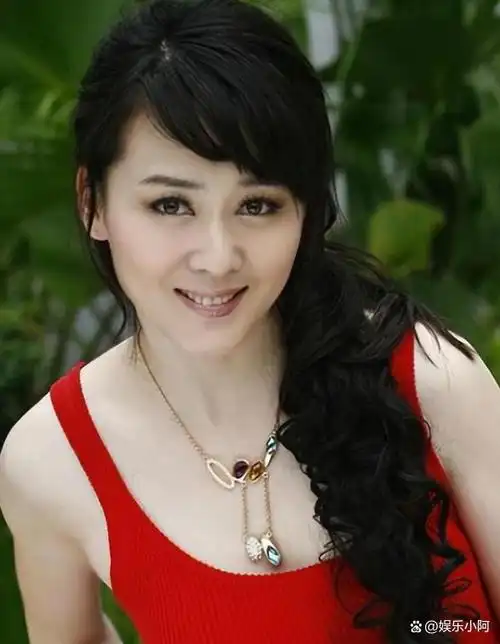 "影后"李琳:被前夫"家暴"后离婚,二嫁世界冠军过得很幸福