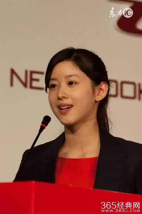 如此素颜的奶茶妹妹章泽天的照片连脸上的痣都看清楚了你见过吗