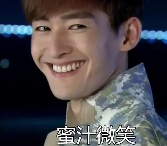 张翰表情包备受网友"喜爱"   虽然角色有争议,但《战狼2》中的