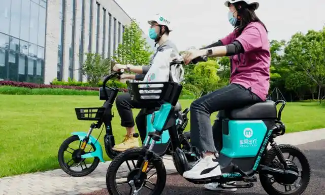 共享电动车有哈啰电动车,美团电单车,7号电单车,小蜜电单车,西游电单